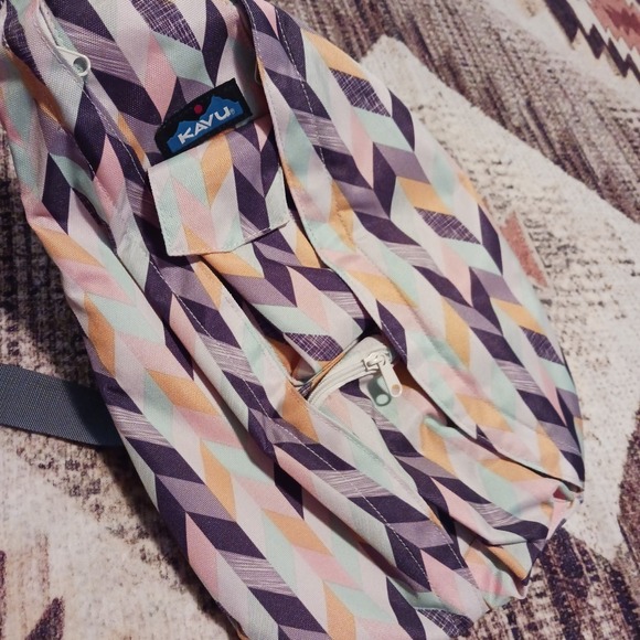 Gently Used KAVU Rope Backpack Padded Backing Sling Coastal Multi-Colored - Picture 8 of 8